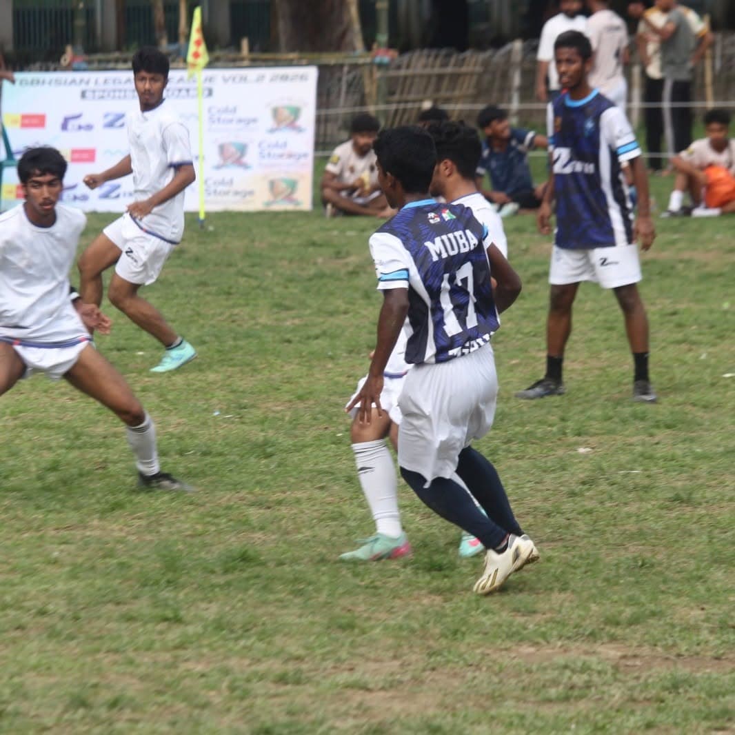 A player in a black-and-white Zentra-produced tournament jersey carrying the ball during TGBHSian Legacy League Vol. 2